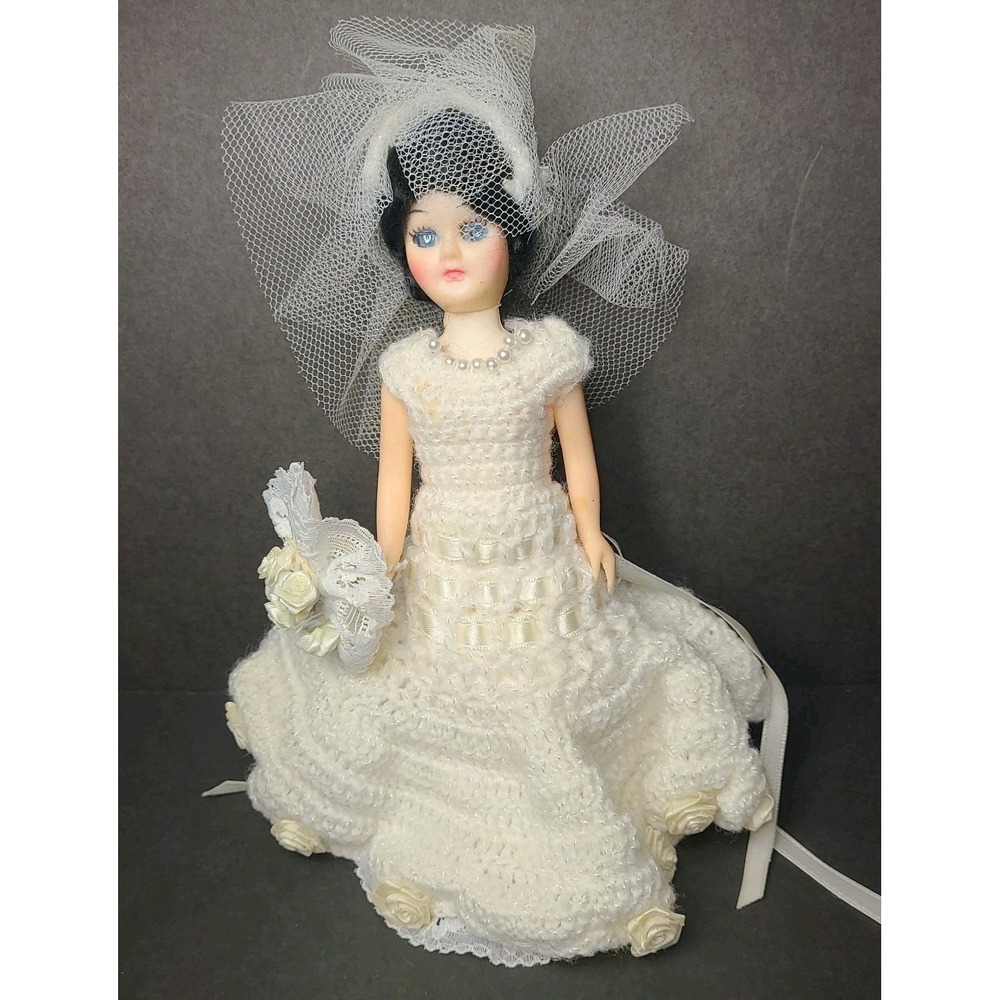 VTG Bride Doll Handmade Crochet Wedding Dress Roses Black Hair Japan Eyes Close